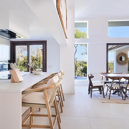 Iconic Exception - Heating Pool & Tennis