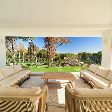 Iconic Exception - Heating Pool & Tennis Marbella