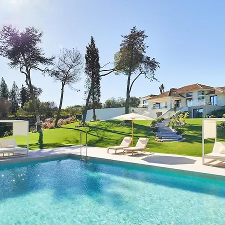 Iconic Exception - Heating Pool & Tennis Villa