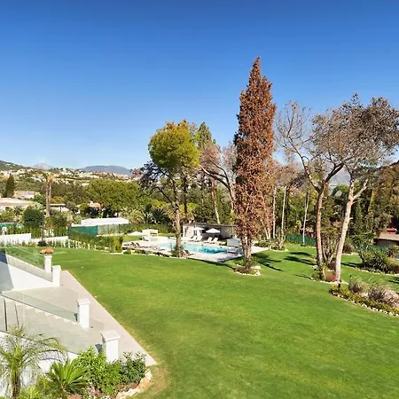 Iconic Exception - Pool & Tennis * Marbella