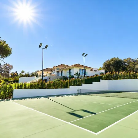 Iconic Exception - Pool & Tennis Villa Marbella