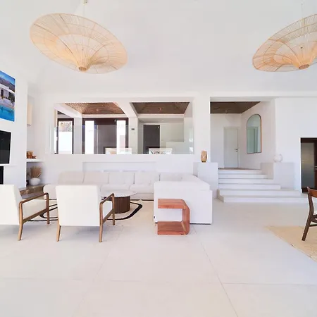 Iconic Exception - Pool & Tennis * Marbella