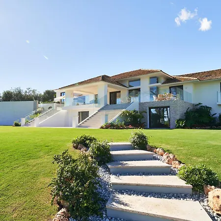 Villa Iconic Exception - Pool & Tennis Marbella