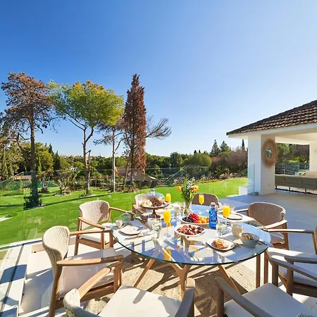 Villa Iconic Exception - Pool & Tennis Marbella