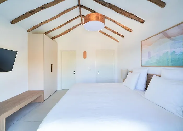 Willa Iconic Exception - Heating Pool & Tennis