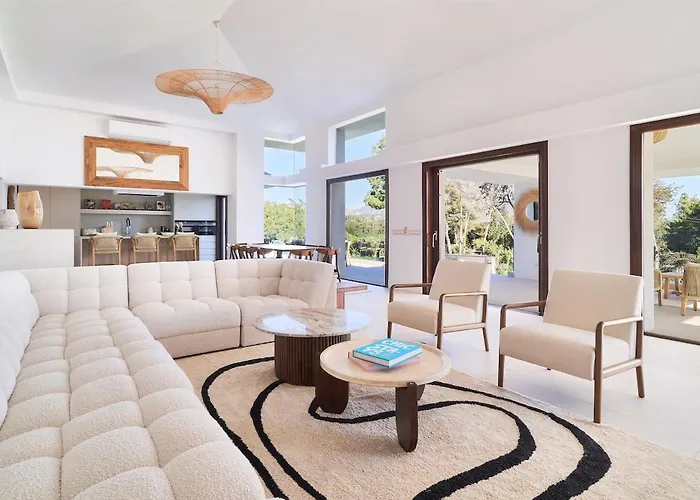 Villa Iconic Exception - Heating Pool & Tennis Marbella