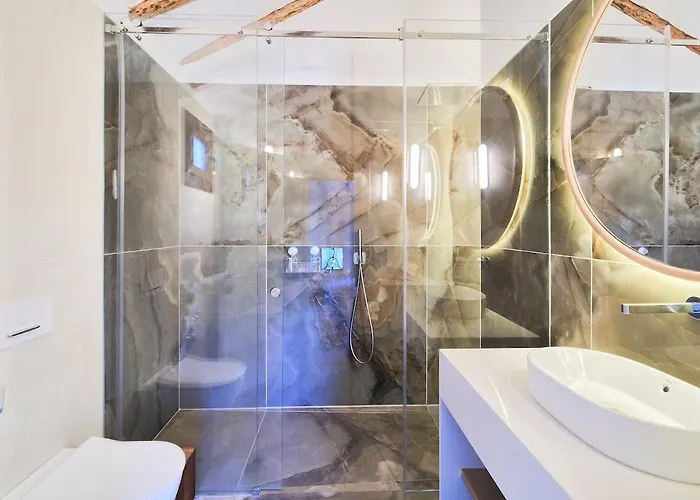 Iconic Exception - Heating Pool & Tennis