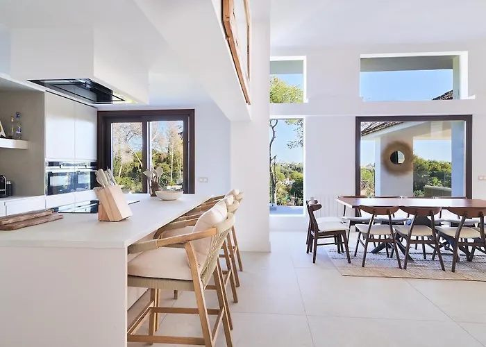 Iconic Exception - Heating Pool & Tennis