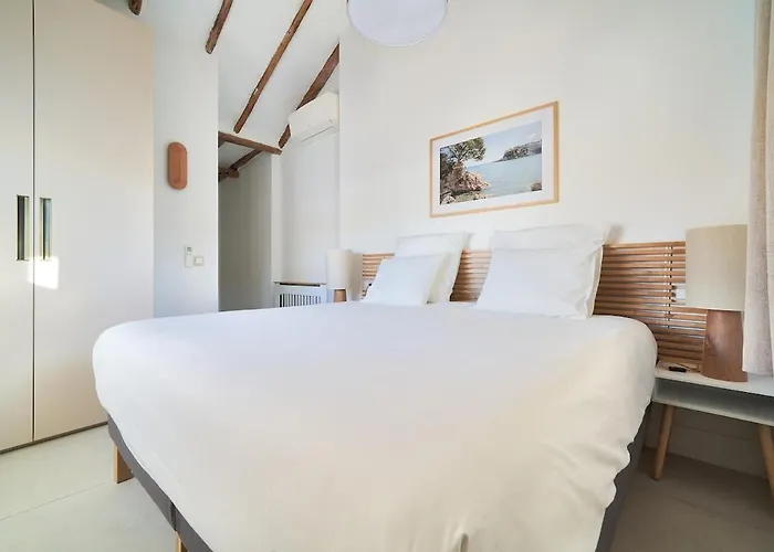 Iconic Exception - Heating Pool & Tennis Villa Marbella